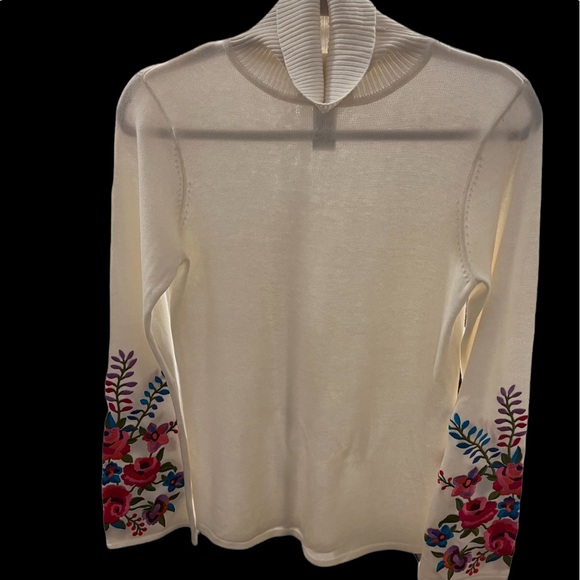 LINEA By LOUIS DELL’ OLIO COWL NECK, LIGHTWEIGHT FLORAL EMBROIDERED SWEATER - Picture 2 of 13